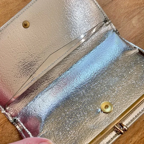 Vintage Vinyl Wallet - Picture 5 of 5